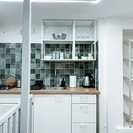 Watt Industrial Loft - Navigli District, Apartment Milan